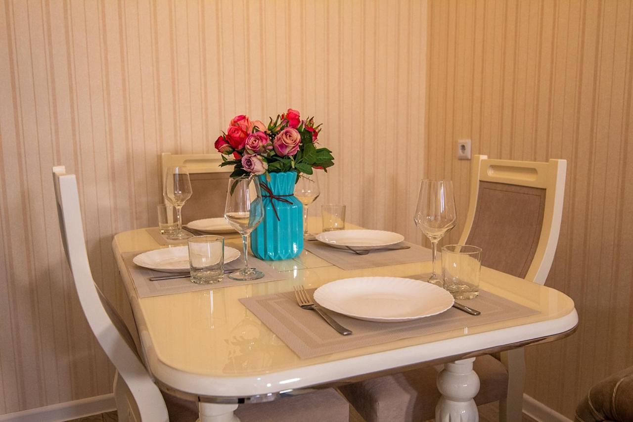 Royal Apartment In Old Тбилиси Екстериор снимка